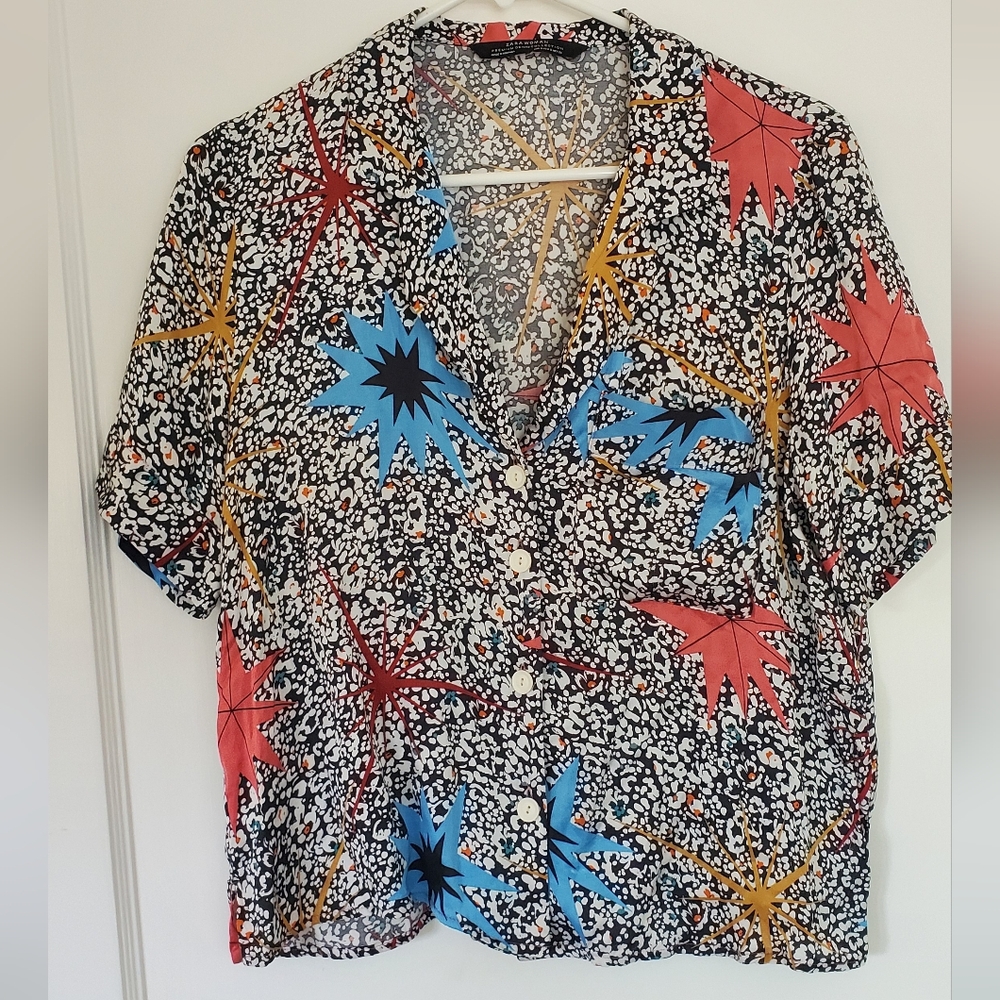 Zara Blouse With Blue, Coral, Yellow Mod Starbursts